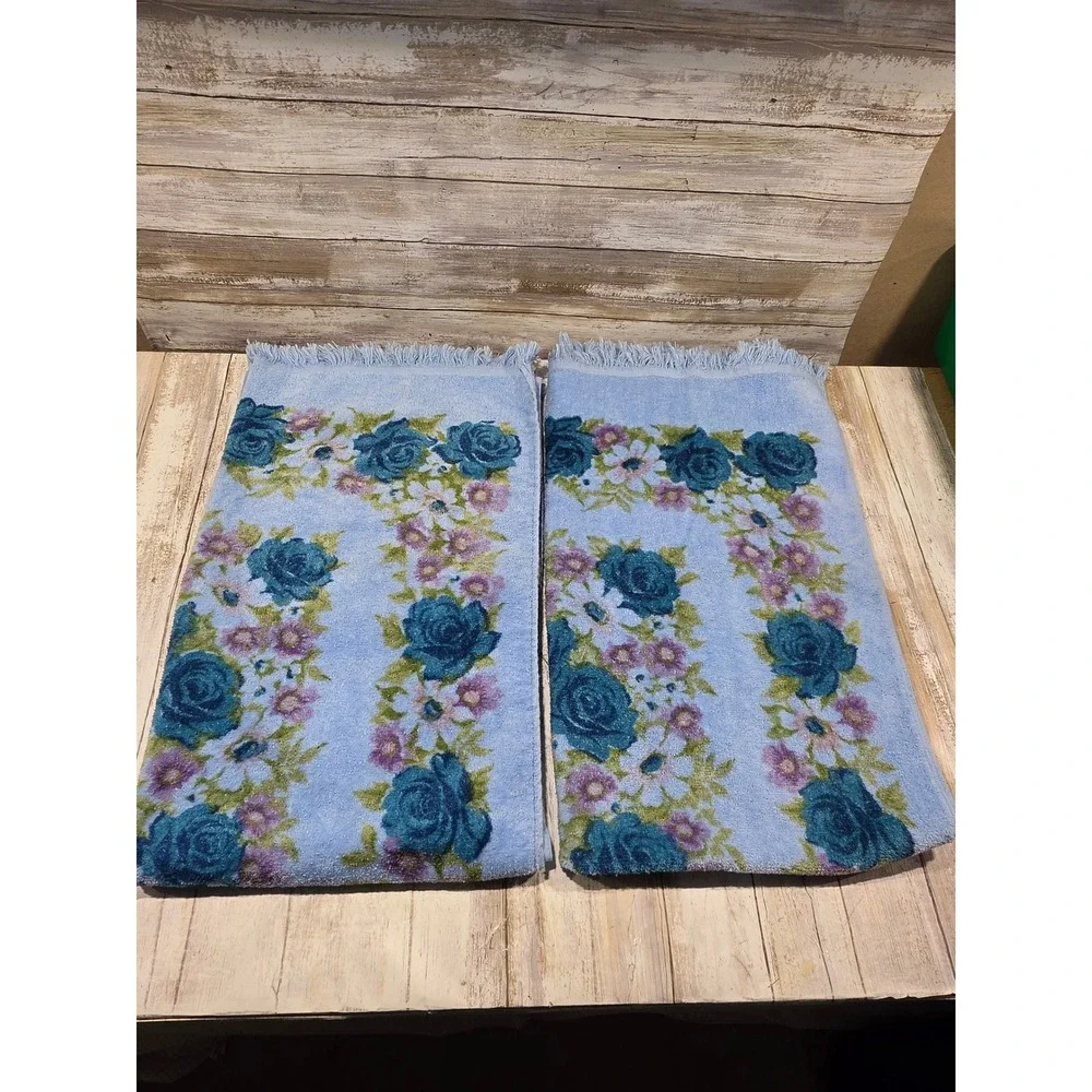 2 Vintage Pequot Blue Floral Bath Towels Rose Fringe 40x24 Cotton Lazy Daisy